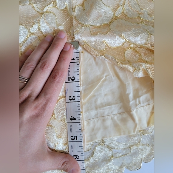 Vintage Champagne lace and beaded sweetheart neckline gold cross back midi dress - Picture 5 of 12